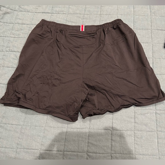 Tracksmith Men’s Session Shorts (2020) - Picture 3 of 3